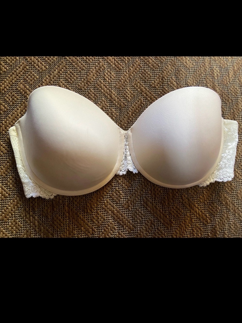 Wacoal Embrace Lace Strapless Underwire Padded Bra Size 32DD White